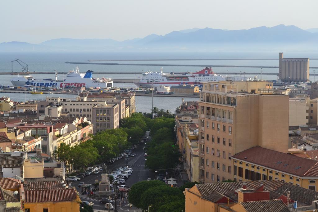 Hôtel La Residenza Sul Largo à Cagliari Extérieur photo